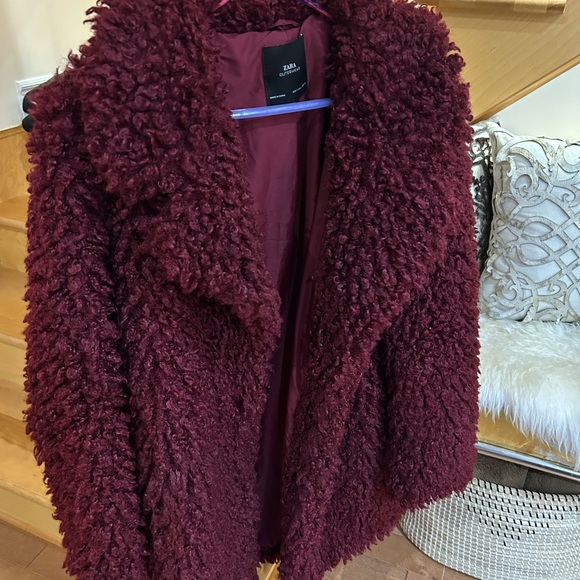 Zara Women's Deep Red Teddy Jacket - Picture 3 of 7